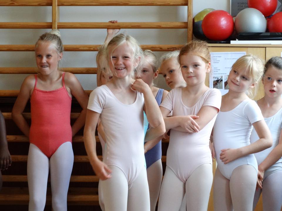 balletelever til sommerskole